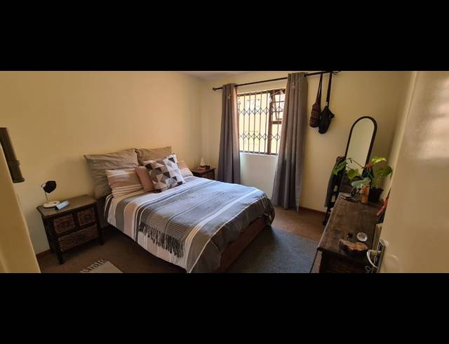 2 BEDROOM APARTMENT RENTED IN NORTH RIDING
